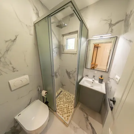 Sofra Kelmendit Pensionat 4*