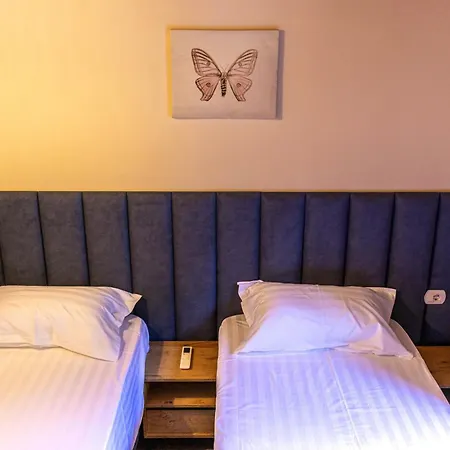 Pensionat Sofra Kelmendit Tamare