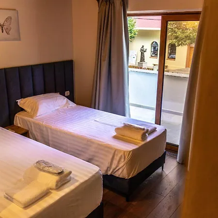 Konukevi Sofra Kelmendit 4*