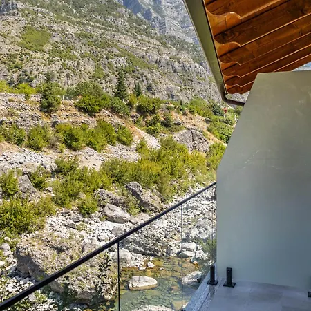 بيت ضيافة Sofra Kelmendit 4*