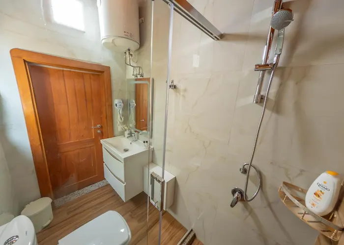 Sofra Kelmendit 招待所 4*